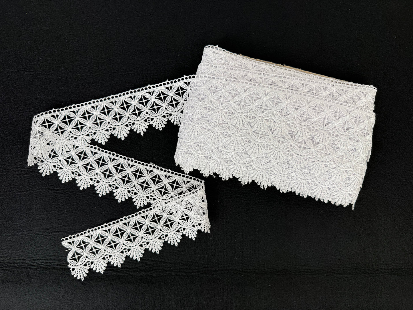 Pizzo in macramè – Bianco | Altezza 6 cm